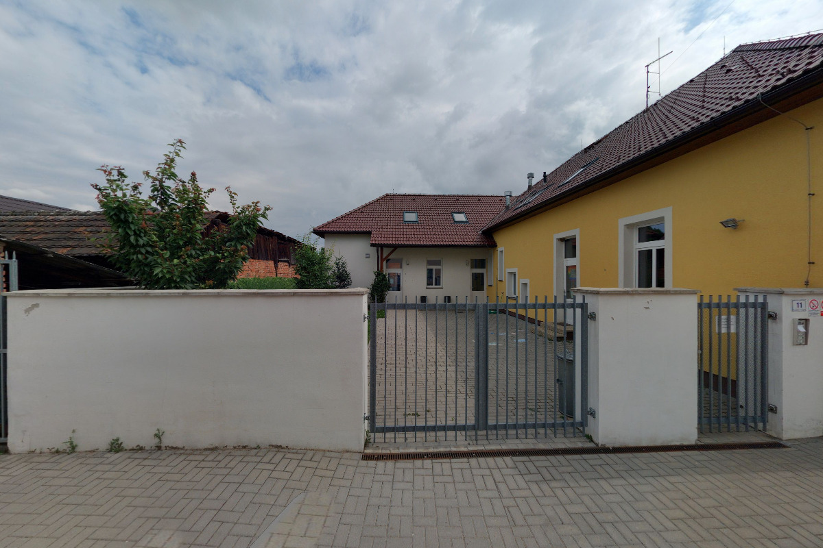 ZŠ a MŠ Neznašov