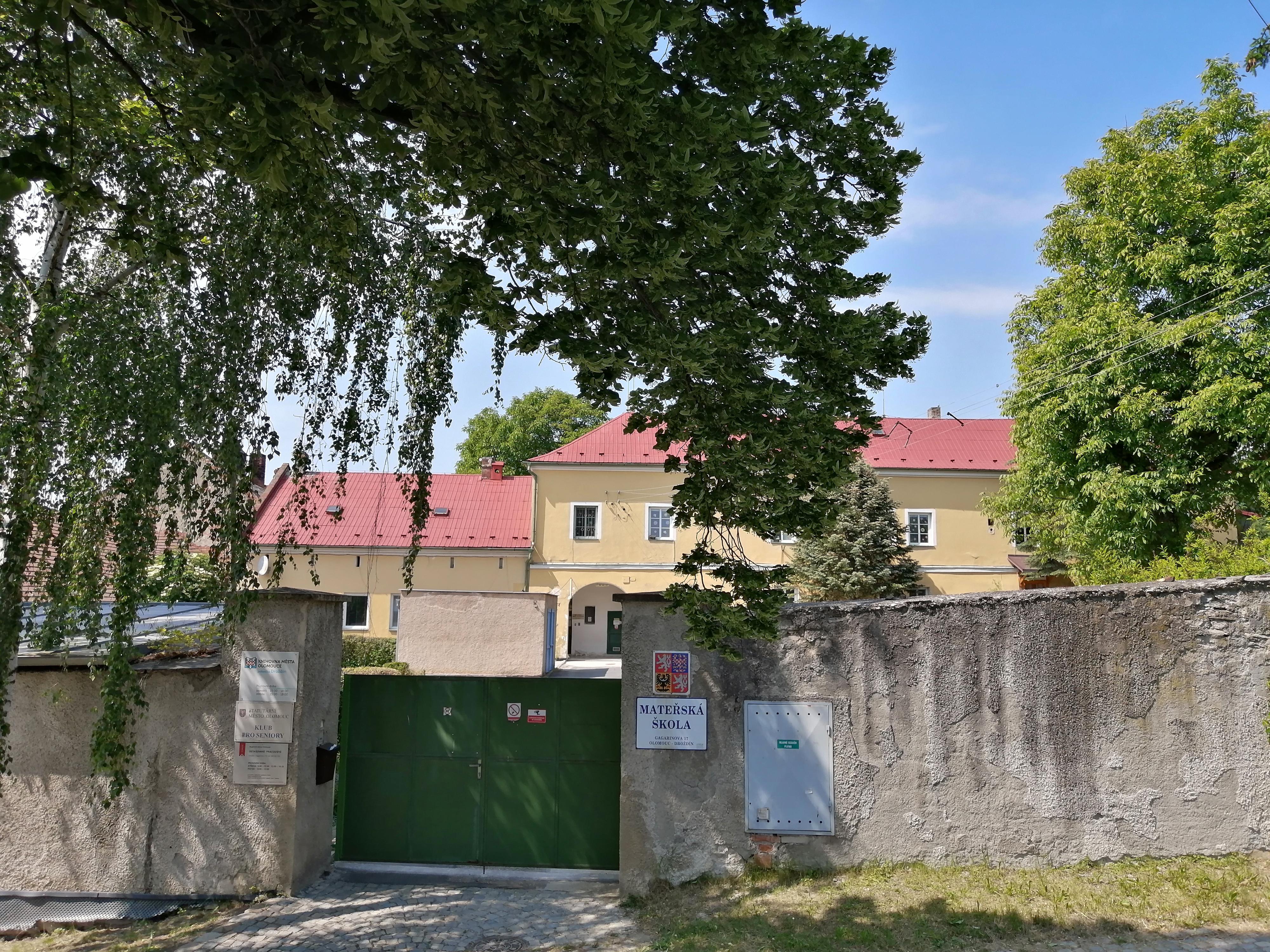 ZŠ a MŠ Olomouc, Dvorského